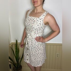 MONTEAU Los Angeles Womens Sz M White Floral Linen Blend Dress Romantic Belted